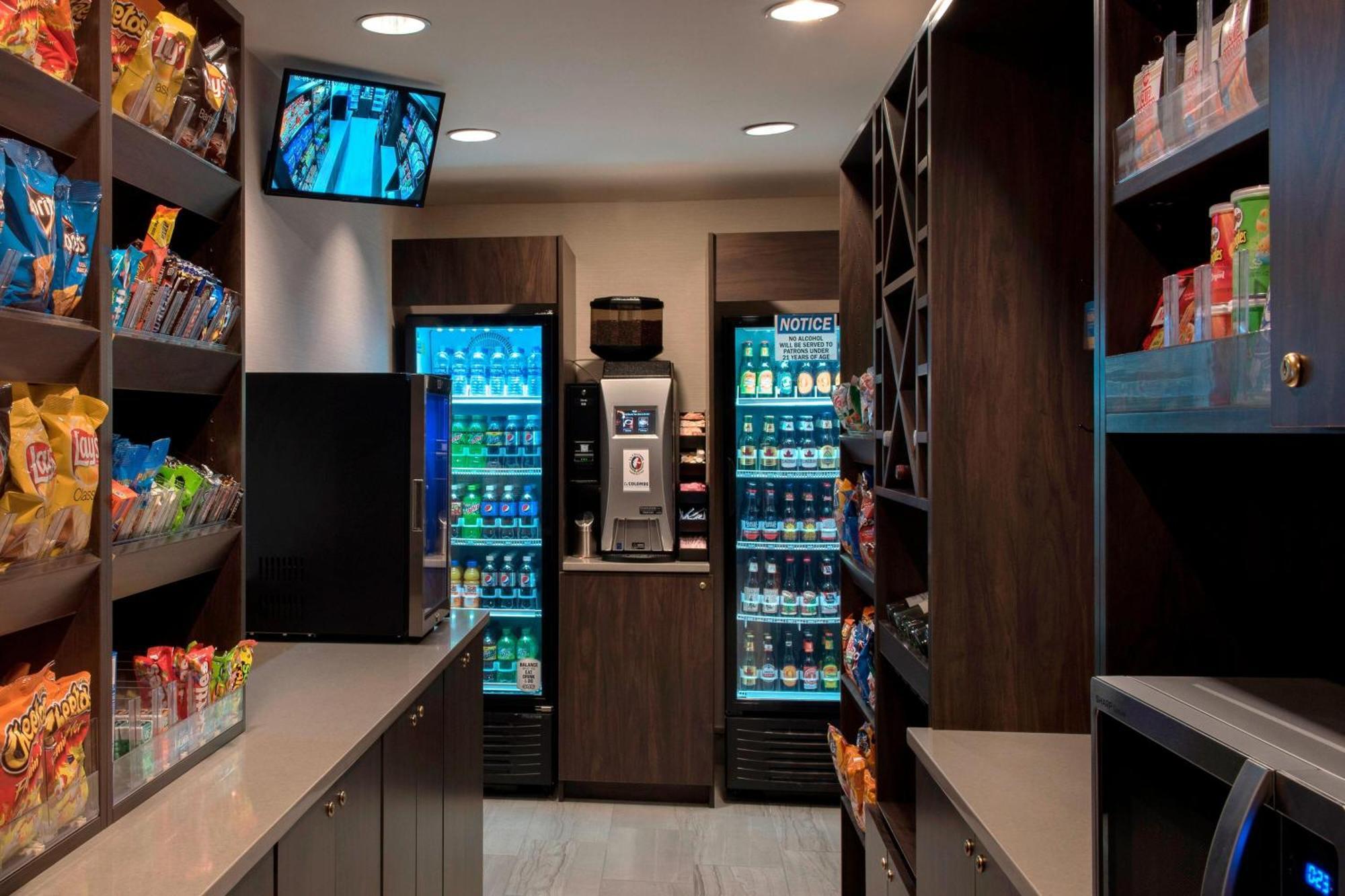 Four Points Philadelphia Northeast Hotell Exteriör bild