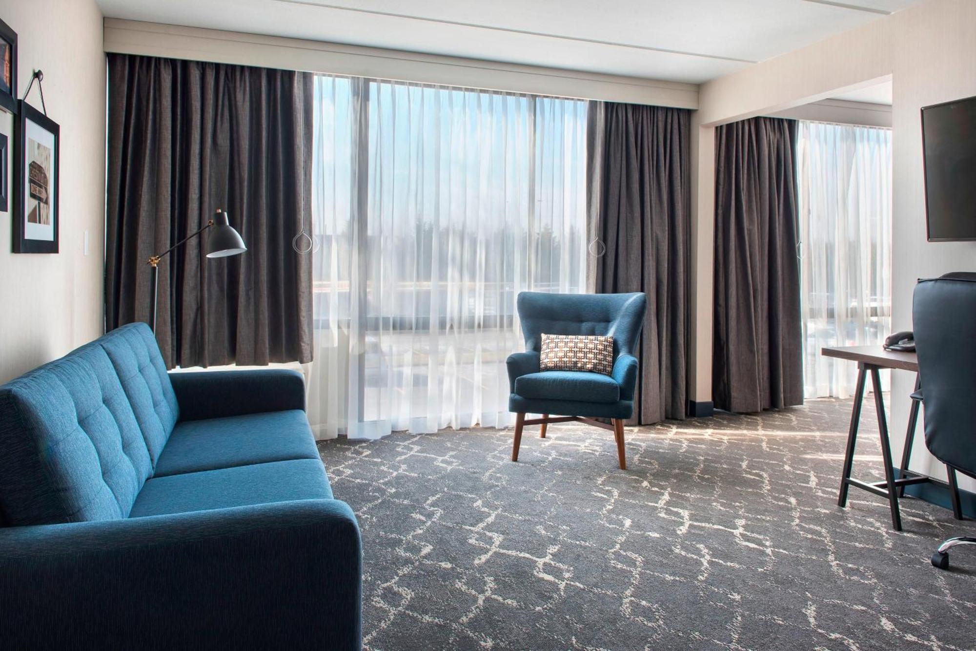 Four Points Philadelphia Northeast Hotell Exteriör bild