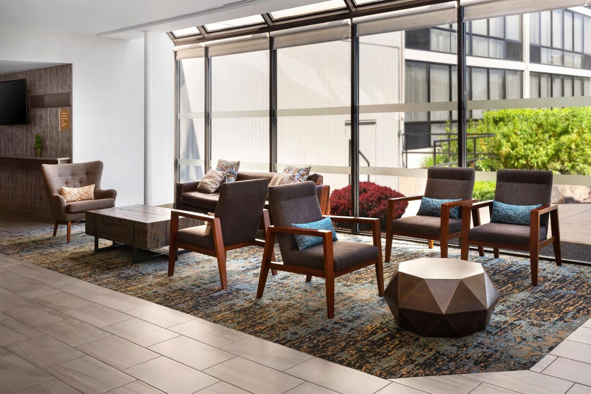 Four Points Philadelphia Northeast Hotell Exteriör bild