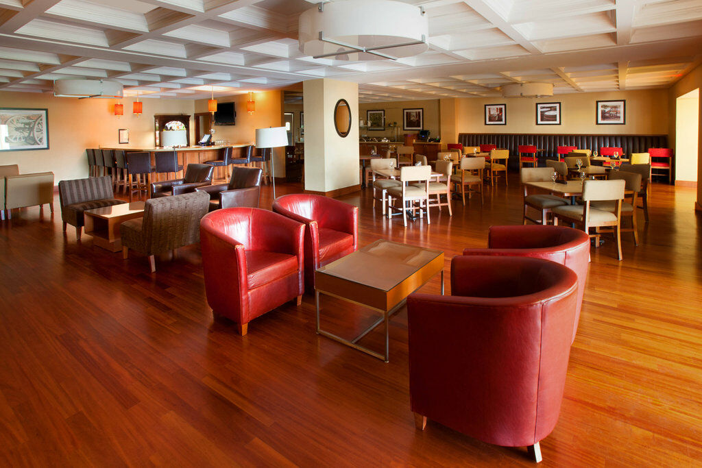 Four Points Philadelphia Northeast Hotell Exteriör bild