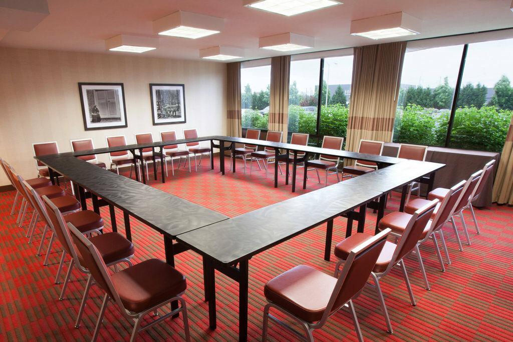 Four Points Philadelphia Northeast Hotell Exteriör bild